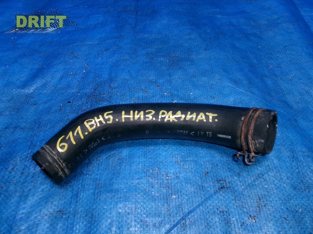 патрубок радиатора