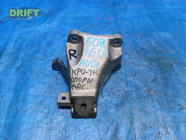 кронштейн опоры двигателя