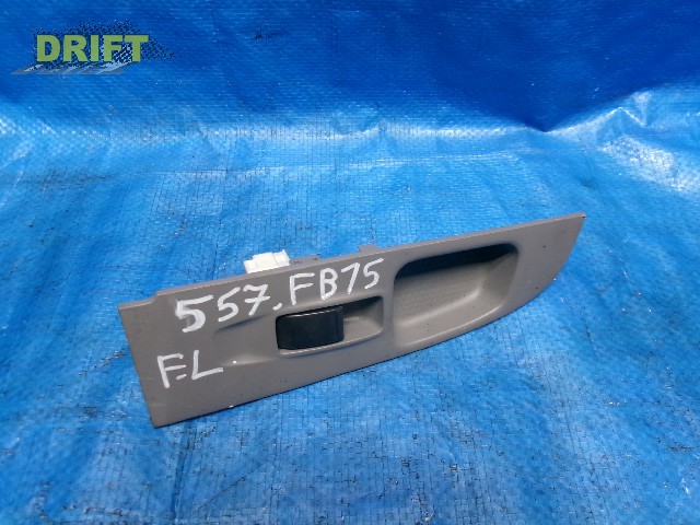 кнопка стеклоподъемника